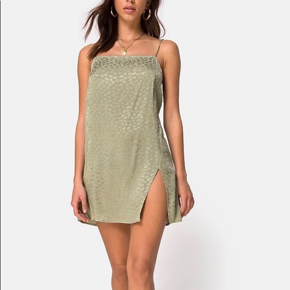 green emerald velvet dress Motel Rocks Idarius Mini Dress M